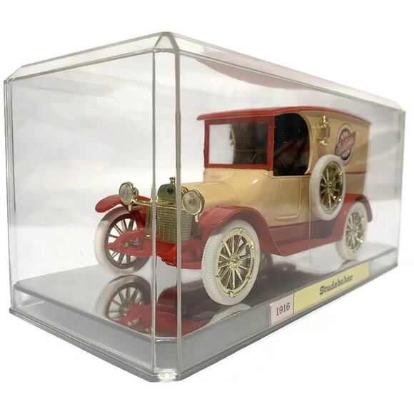 1916 Studebaker Bank Diecast Model Car Liberty Classics in Glass Case 1:25 - Picture 2 of 9